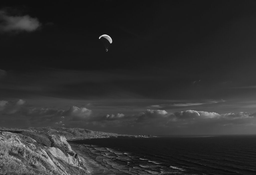 infrared-glider-over-California-coast